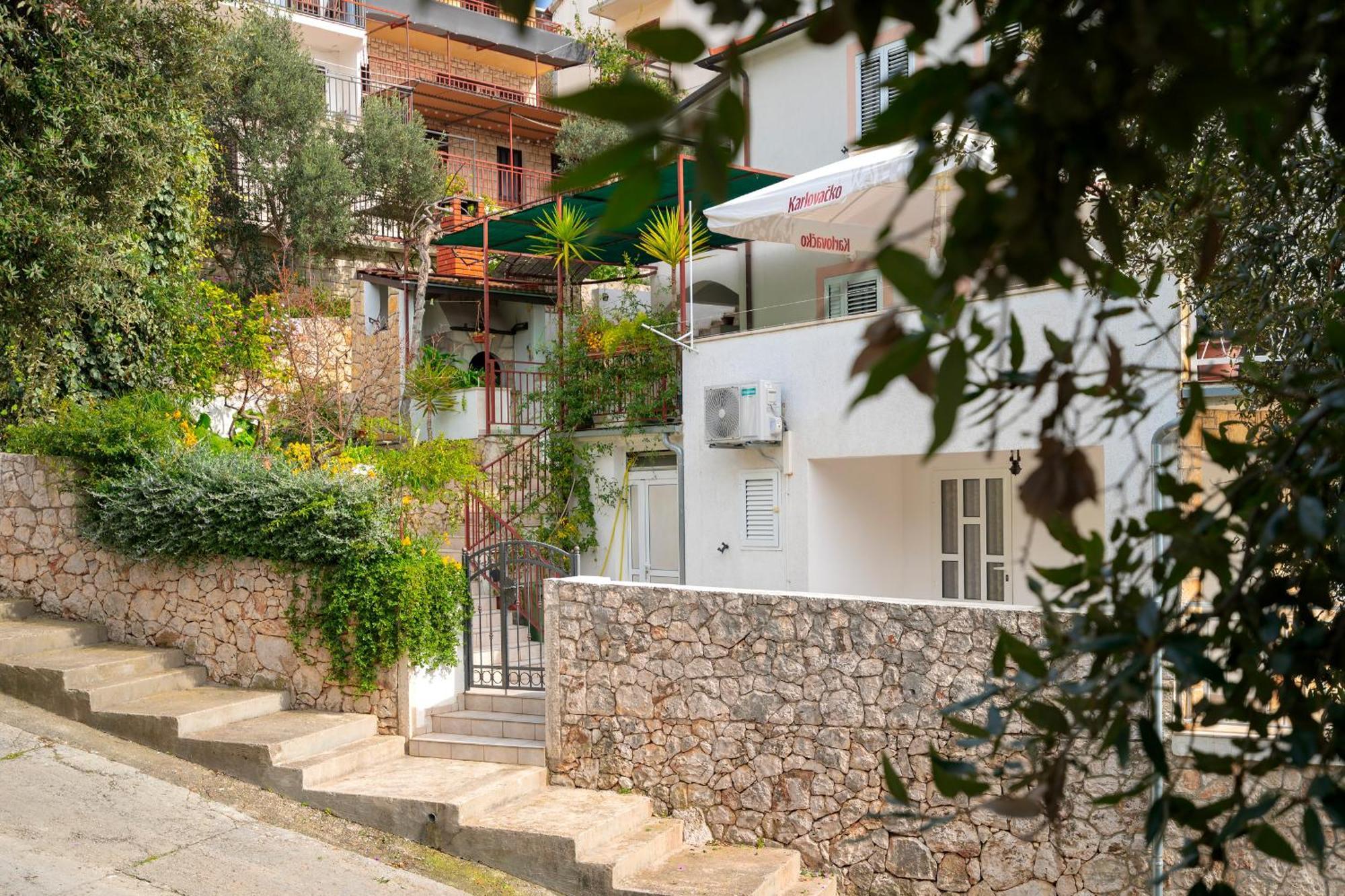 Apartments Lucic Hvar Town Exterior foto